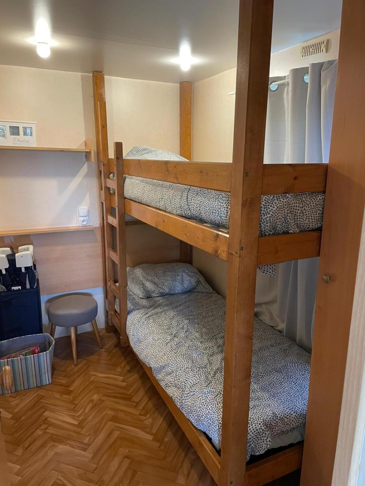 Cabanon Grenouille - Le Pal Saint-Martin-des-Lais 外观 照片
